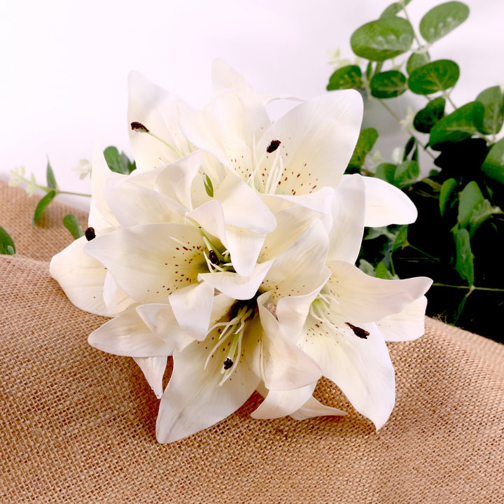 Cream Lily Bouquet x6 Heads